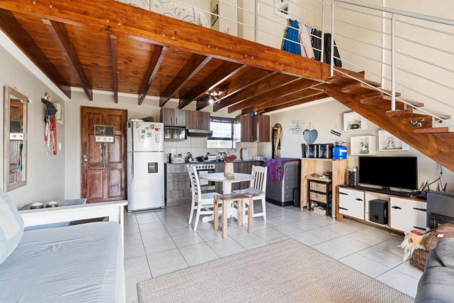 1 Bedroom Property for Sale in Sunridge Western Cape